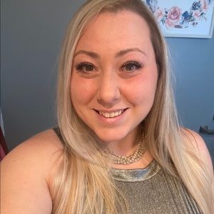 Meet your Posher, Natalie